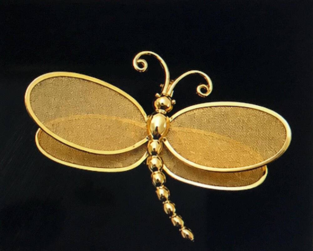 Vintage Dragonfly Gold Tone Brooch - Mesh Wings -Insect Pin - Minimalist Elegant